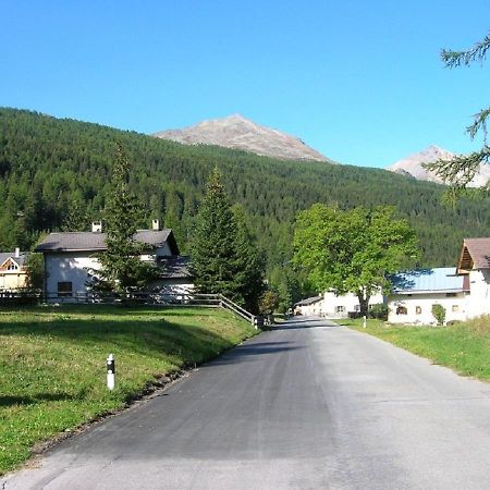 Fuldera Daint Chasa Zanoli Whg Im Zweiten Stock Bagian luar foto