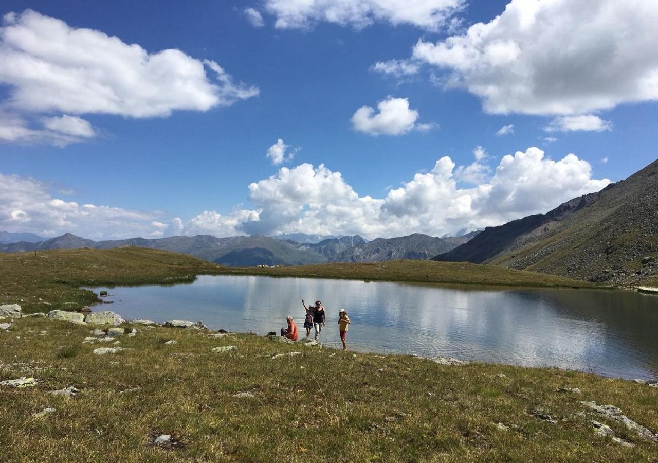 Fuldera Daint Chasa Zanoli Whg Im Zweiten Stock Bagian luar foto